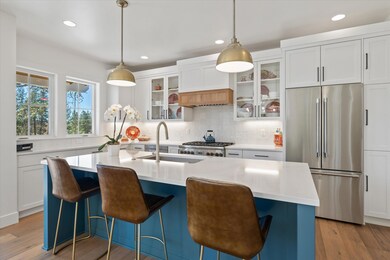 3085 NW Blodgett Way, Bend, OR 97703 - photo 7