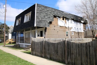 Exterior Side Photo 1