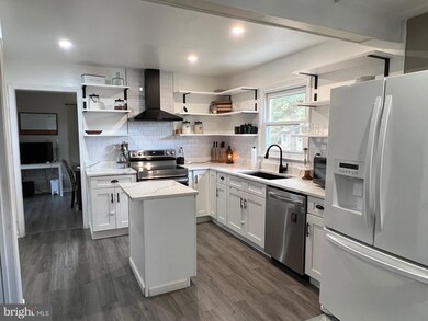 13900 Paradise Church Rd, Hagerstown, MD 21742 - photo 4