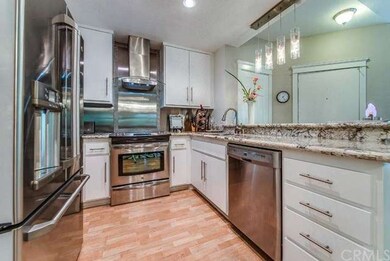 Fully upgraded with amazing finishes! Granite coun