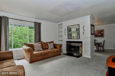 1438 Yellowwood Ct, Reston, VA 20190 - photo 4