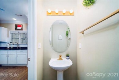 4142 Walker Rd, Charlotte, NC 28211 - photo 5