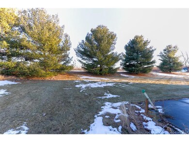 330 Meadowview Ct, Baldwin, WI 54002 - photo 6