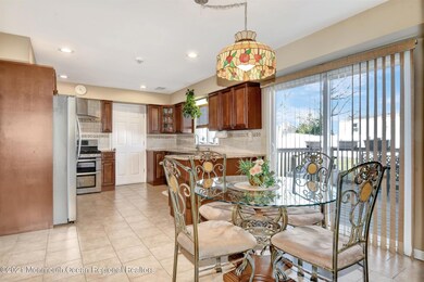 09-Kitchen