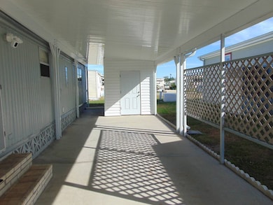 66 Hyacinth St, Nokomis, FL 34275 - photo 4