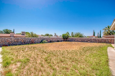 10916 Lakewood Ave, El Paso, TX 79935 - photo 6