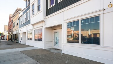 44 Maple St unit 7, Danvers, MA 01923 - photo 2