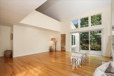 20 Kates Path Living Room 3