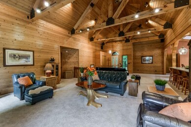 007-photo-living-room-6165424