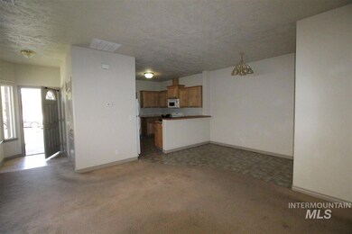 1001 S Diamond St, Nampa, ID 83686 - photo 2