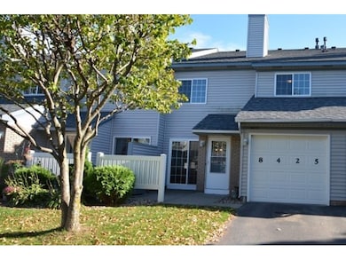 Nice unit in a quiet neighborhood w/many updates. 
