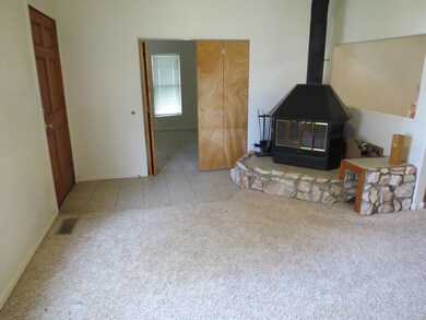 04 Living Room