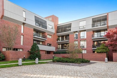 Wellesley Green Condominiums unit 330, Wellesley, MA 02482 - photo 2