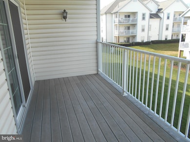 2011 Rudy Serra Dr unit 2C, Sykesville, MD 21784 - photo 3