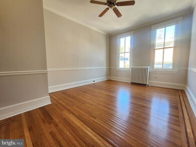 4322 Main St unit 2, Philadelphia, PA 19127 - photo 5