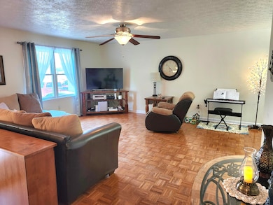 531 Vanhook Ct, Somerset, KY 42503 - photo 4