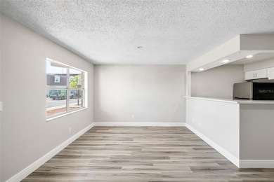 9213 Tudor Dr unit B104, Tampa, FL 33615 - photo 6