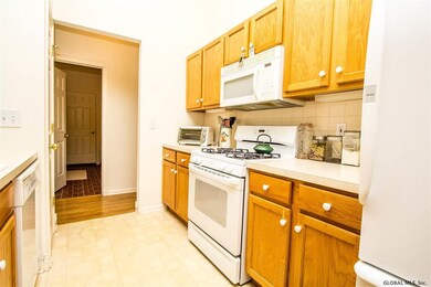 17 Donegal Way, Saratoga Springs, NY 12866 - photo 6