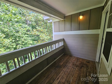 9811 Campus Walk Ln unit L, Charlotte, NC 28262 - photo 5