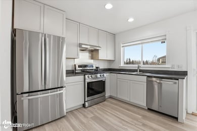 1201 Elegante Ln, Anchorage, AK 99501 - photo 6