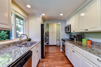 9801 234th St SW unit 2, Edmonds, WA 98020 - photo 5