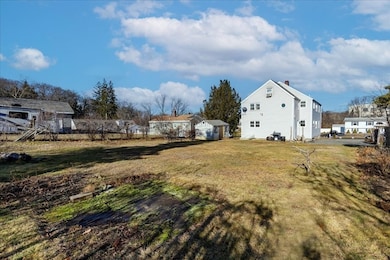 8 Pine St unit 1, Peabody, MA 01960 - photo 3