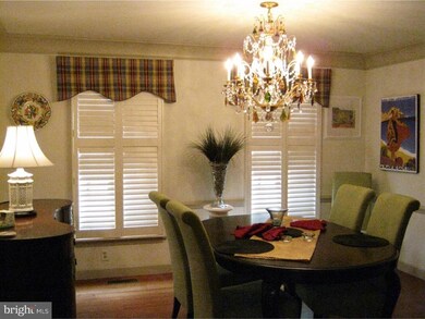 1966 Meadow Ln, Reading, PA 19610 - photo 4