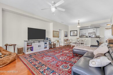 1501 Unit 1710 14
