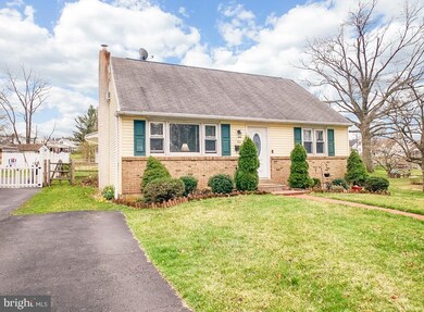 412 E Chestnut St, Souderton, PA 18964 - photo 3