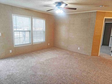 152 Irving Wick Dr E unit 13, Heath, OH 43056 - photo 2