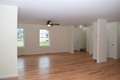 91 Millers Farm Dr unit 17, Rochester, NH 03868 - photo 6