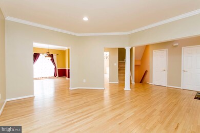 312 Brushwood Dr, Owings Mills, MD 21117 - photo 4