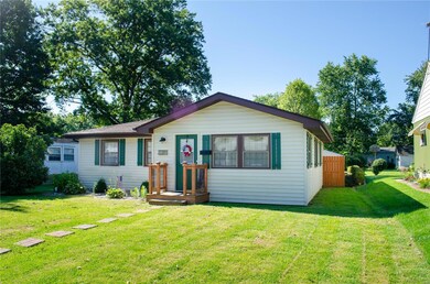 114 E Emily St, Freeburg, IL 62243 - photo 2