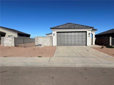 3319 E Farm Crest Ave, Kingman, AZ 86409 - photo 2