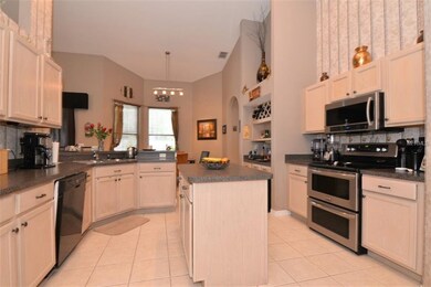 Light and bright kitchen with generous storage and