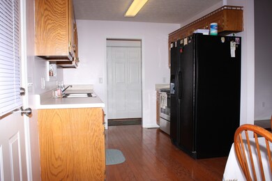 205 Warren Cir, Shelbyville, TN 37160 - photo 6