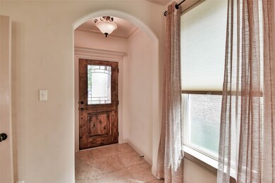 202 Captains Ct, Granbury, TX 76049 - photo 4