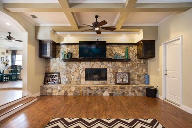 09-117 Bay Dr N