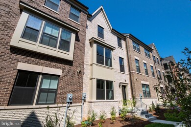 3753 Signal Knob Ct, Falls Church, VA 22041 - photo 2