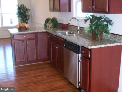 117 Sycamore Rd, Curtis Bay, MD 21226 - photo 3