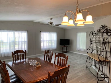 12100 Seminole Blvd unit 339, Largo, FL 33778 - photo 3