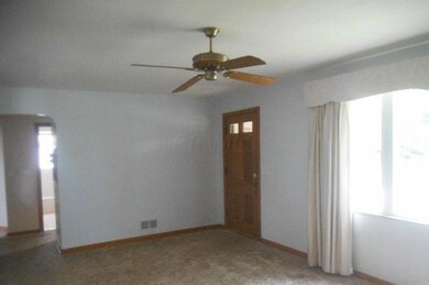 living room (3)