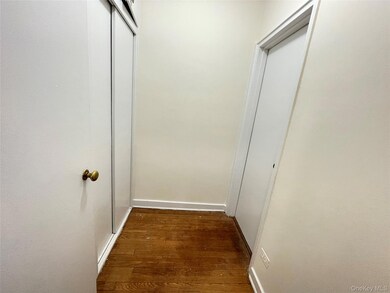 17 Rockledge Rd unit 2B, Hartsdale, NY 10530 - photo 6