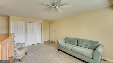826 South Ave unit R11, Secane, PA 19018 - photo 2