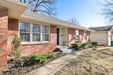 RE_2118Hillcrest-2
