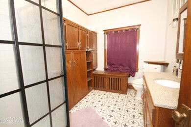 main floor bath