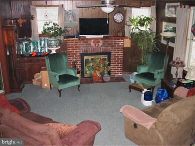 7928 Westview Ave, Upper Darby, PA 19082 - photo 6