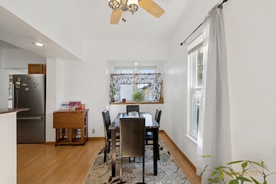 421 Franklin St, Belvidere, IL 61008 - photo 4