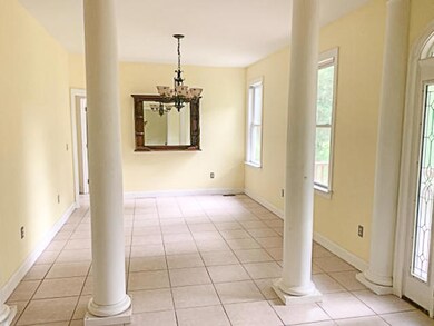 Dining room (2)