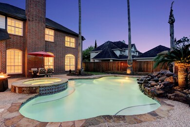 1605 Orlando St, Friendswood, TX 77546 - photo 2